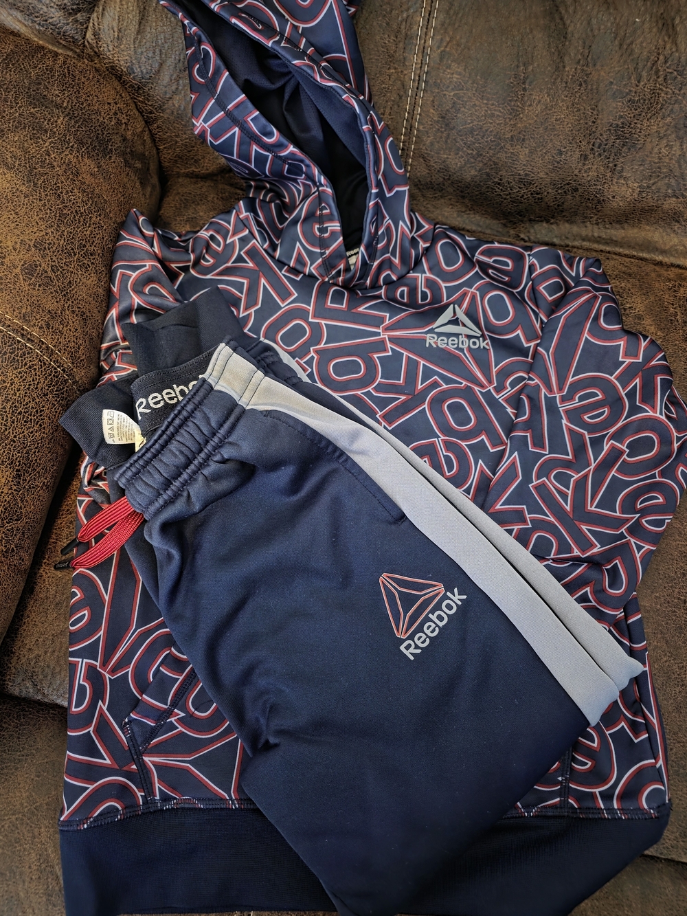 Reebok Kids Navy and Red Graphic Hoodie & Pants Set Sz 8